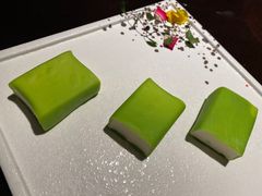 -江上荟·创意中国菜(绿地缤纷城店)
