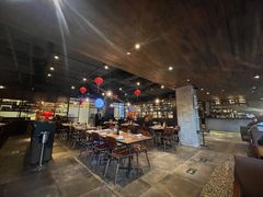 大堂-Carbon莫卡哆·意大利复古集市餐厅(杭州大厦店)