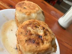 -宝瑞门钉肉饼店