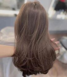 -妃格美发沙龙·烫发·染发