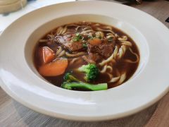-康师傅私房牛肉面(马泉营奥莱店)