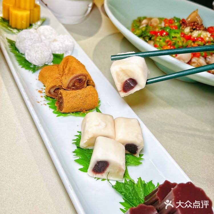 正宗京味果木烤鸭就在御掌柜