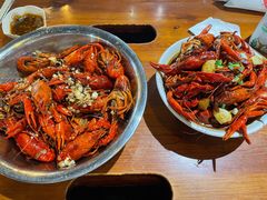 -琥珀老六龙虾(四里河店)