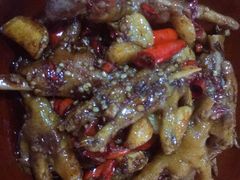 -老三样·美食研究中心(世贸路店)