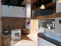 -莎琳娜食品有限公司·蛋糕店
