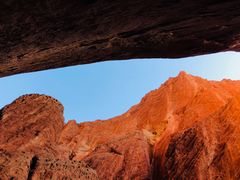 -天山神秘大峡谷