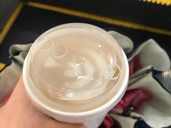 拿鐵-Manner Coffee(芮欧百货店)