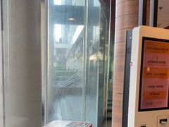 -麦当劳(虹梅路地铁站店)