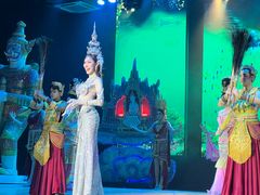 -金东尼人妖秀