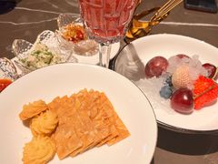 -海派悦庭·海胆烧麦·新融合菜(凯德广场店)