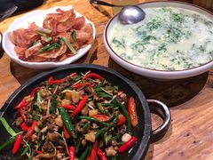 -老滇山寨•云南特色菜•地方菜•民族风情歌舞表演(金碧店)