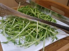 -一朵菌·野生菌探索家火锅(南亚店)