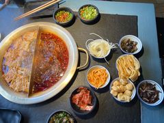 -九鼎轩脆毛肚火锅(南京东路店)