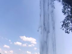 -牛角寨瀑布景区