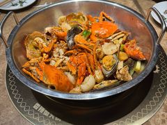 -七欣天香辣蟹火锅(上海银亿滨江店)