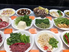 -梁家大院•农家菜(昆山会展中心店)