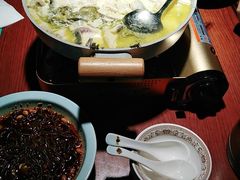 -川人百味·水煮活鱼(赛罕万达店)