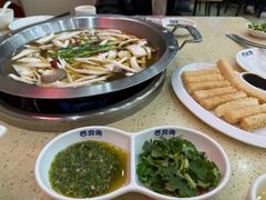 -芭夯兔·无骨兔汤锅(华阳店)