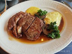 -福楼毕斯罗F Bistronome(国贸商城约会地标景观店)