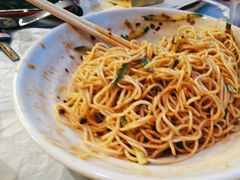 -肥肥虾庄·金牌油焖大虾(杨园滨江时代walk店)