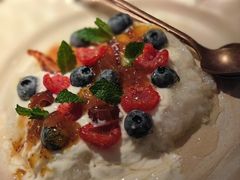 -纳鲁孜·新疆特色餐厅(上海悦荟广场店)