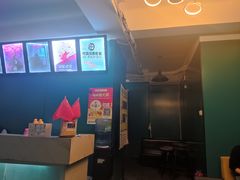-荒岛实景沉浸密室(江汉路1店)