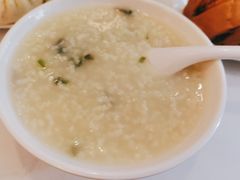 -李与白包子铺(桐梓林店)