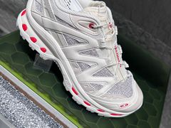 -SALOMON萨洛蒙(青岛海信店)