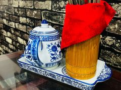 -牛一嘴·兰州牛肉面·大盘鸡(财富中心店)