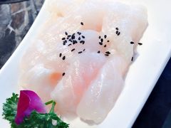 -热火朝天鲜切牛肉火锅(南强街巷店)