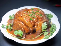 香芋扣肉-鲜榨果汁·啤酒鱼(环岛河店)