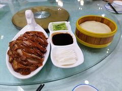 -六和聚传统烤鸭.天津菜(和平店)