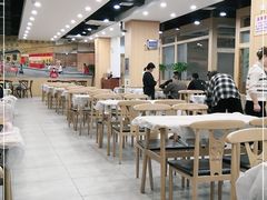 -江城燕子大排档(江汉路步行街店)