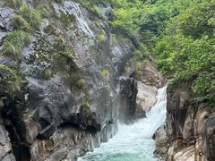 -鄣山大峡谷