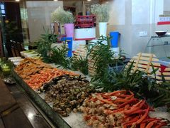 -华凯华美达广场酒店自助餐厅