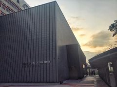 -香港大学