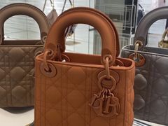 -DIOR迪奥(德基广场女装店)