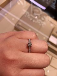 -Leysen莱绅通灵珠宝(美罗百货店)