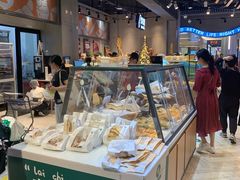 面包甜点陈列柜-盒马鲜生(皇庭广场店)