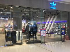 -adidas(滔搏新城吾悦广场店)