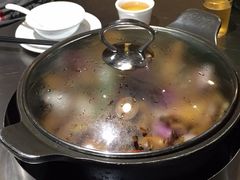 -胡须佬鸡煲四季火锅店(石厦西村直营店)