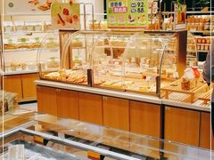 面包甜点陈列柜-KENGEE仟吉(庭瑞新汉口店)