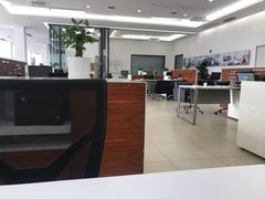 -上海宝信宝马4S店