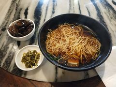 双菇罗汉面-功德林(南京西路店)