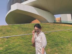 -郑东新区龙湖公共艺术中心
