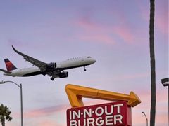 -In-N-Out Burger(LAX)