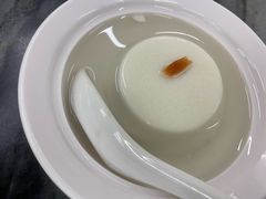 杏仁豆腐-海碗居老北京炸酱面(增光路店)