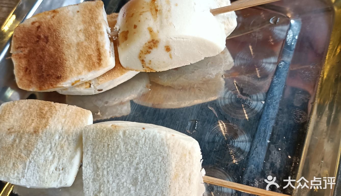 一年多没吃烧烤了，今天家人聚餐，又来了这家店