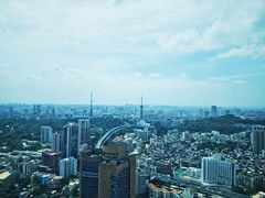 -亚洲国际大酒店·云顶阁旋转自助餐厅