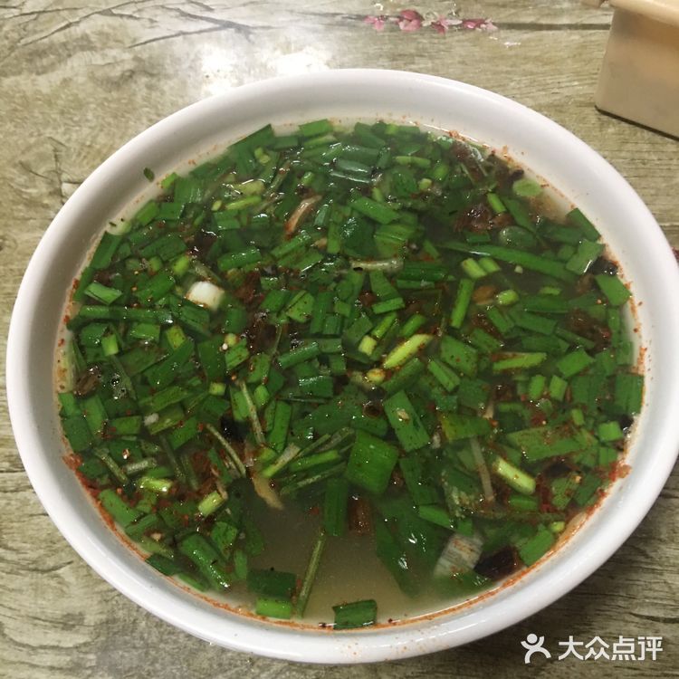 一般都是早餐，要20块牛肉，韭菜，姜丝